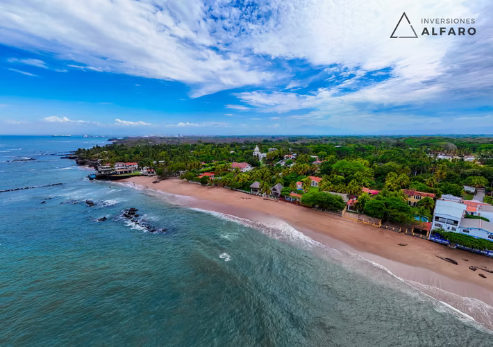 Invierte en tu casa de playa modelo: Santuario Mare, en preventa en Villas de Salinitas - Imagen 17