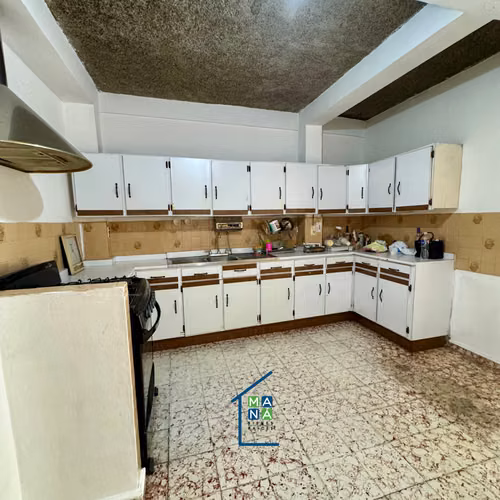 Hermosa Casa en Apopa de 3 plantas y 7 habitaciones - Imagen 8