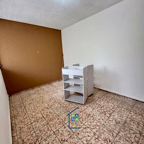 Hermosa Casa en Apopa de 3 plantas y 7 habitaciones - Imagen 18