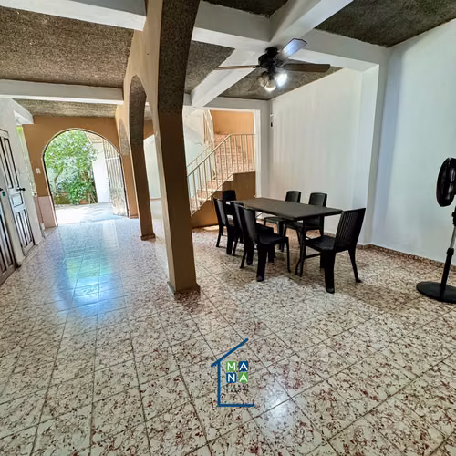 Hermosa Casa en Apopa de 3 plantas y 7 habitaciones - Imagen 7