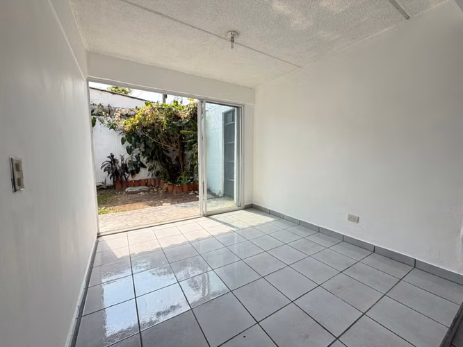 Casa en venta en Merliot - Imagen 3