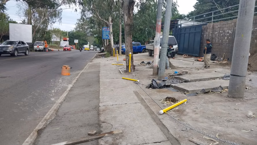 Terreno de Alto Potencial Comercial en la Entrada de San Miguel