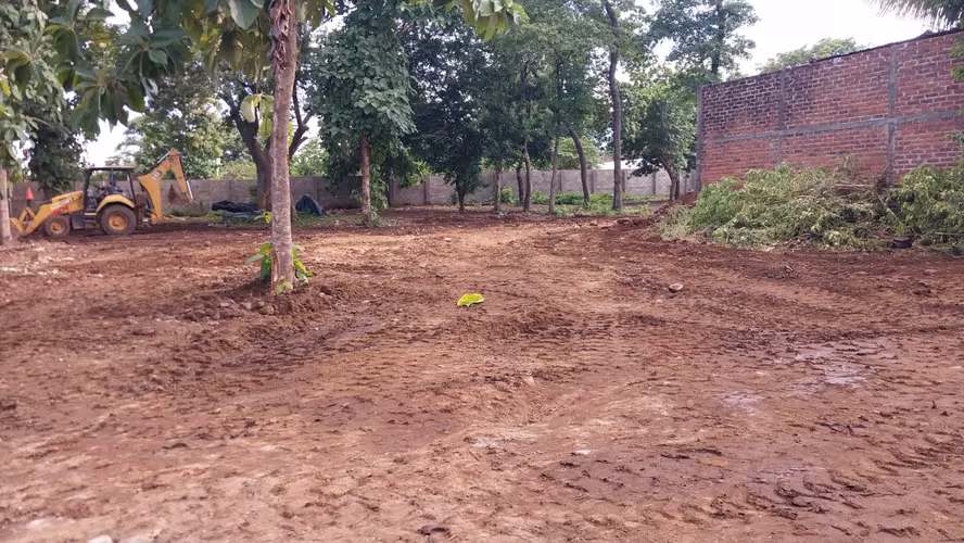 Terreno de Alto Potencial Comercial en la Entrada de San Miguel