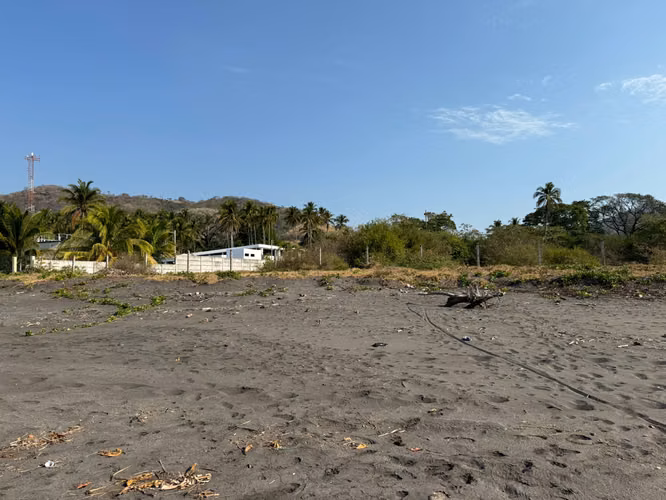 TERRENO PREMIUM EN VENTA EN PLAYA SIHUAPILAPA