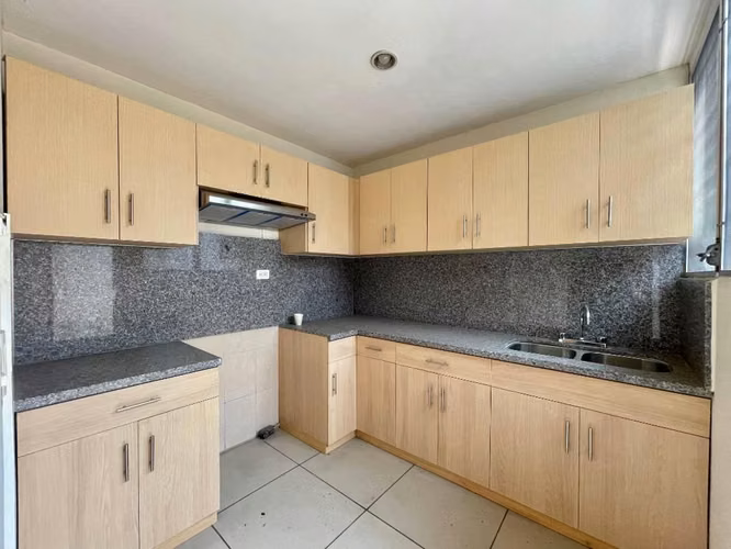Oportunidad Única: Casa de un Nivel en Residencial Metrópoli - Imagen 5