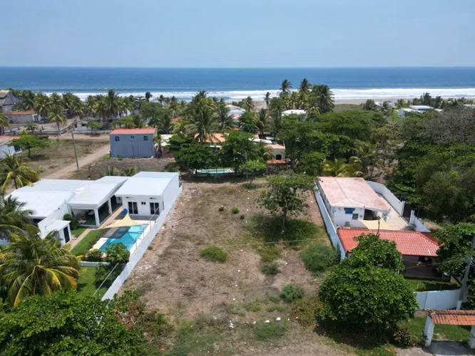 Terreno en Venta en Complejo Privado Malibú | 2da Fila al Mar | Sonsonate