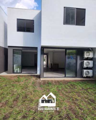 VENTA DE CASA PORTAL VALTERRA
