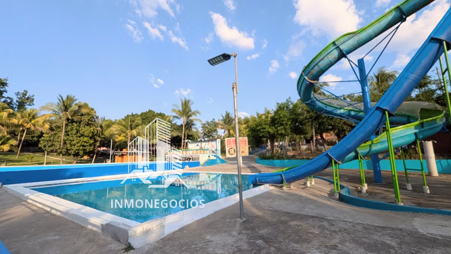 COMPLEJO TURISTICO EN VENTA CON OPERACION ACTIVA | EL SALVADOR