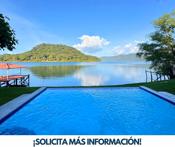 Venta de exclusiva propiedad en Lago de Coatepeque, Santa Ana