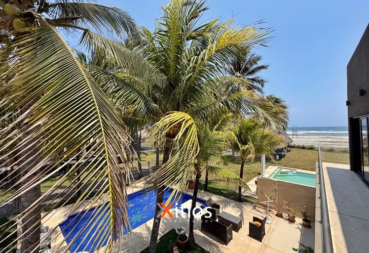 Beach House for Sale in Costa del Sol, CL