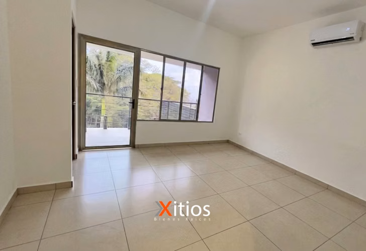 Venta de Casa en Las Pergolas SC - Imagen 4