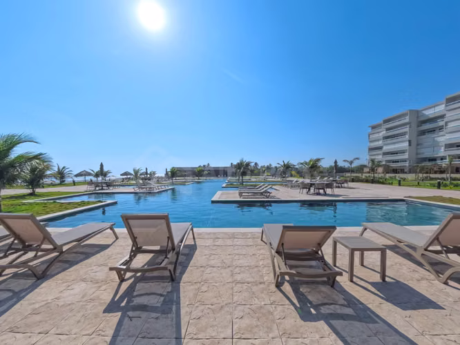 Apartamento frente al mar en venta en Costa del Sol