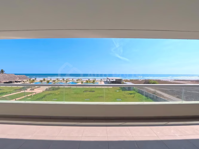 Apartamento frente al mar en venta en Costa del Sol