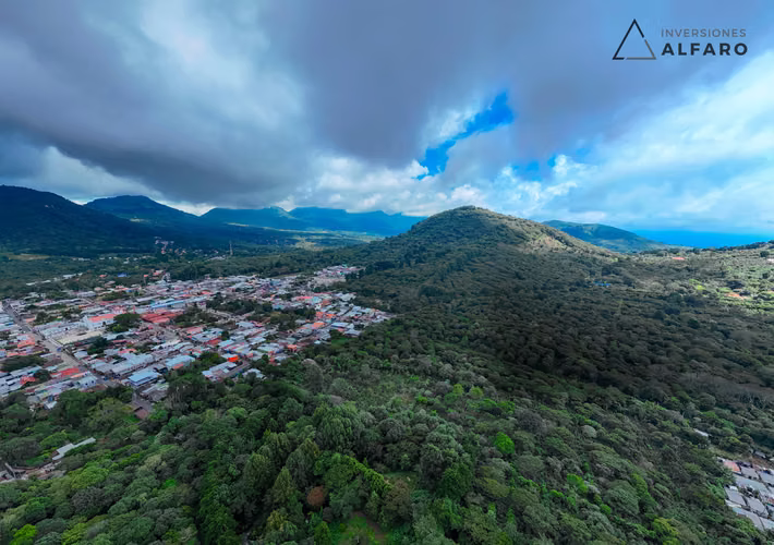 Amplio terreno de 4793 v2 en zona urbana de Apaneca - Imagen 6