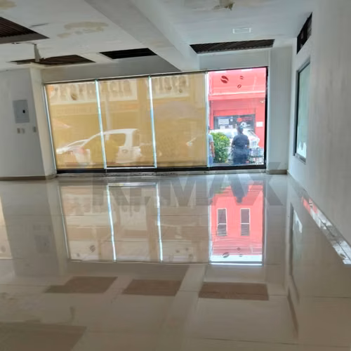 SAN MIGUEL, LOCAL COMERCIAL EN ALQUILER. TORRE MEDICA