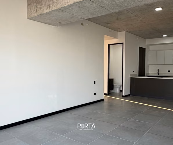 EN ALQUILER | APARTAMENTO CON LÍNEA BLANCA EN TORRE ART HAUS, SAN BENITO, SAN SALVADOR