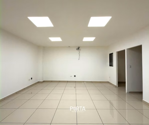 EN ALQUILER | OFICINAS EN PLAZA TRIANA, COLONIA LA MASCOTA, SAN SALVADOR - Imagen 10