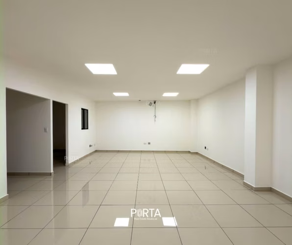 EN ALQUILER | OFICINAS EN PLAZA TRIANA, COLONIA LA MASCOTA, SAN SALVADOR - Imagen 5