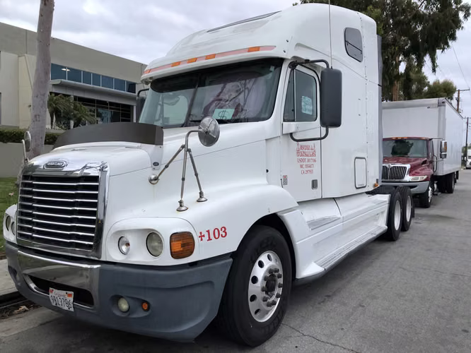 Freigliner motor Detroit S60