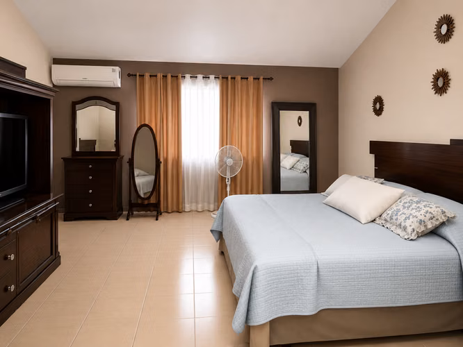 CASA EN VENTA EN PRIVADO EN SANTA ELENA