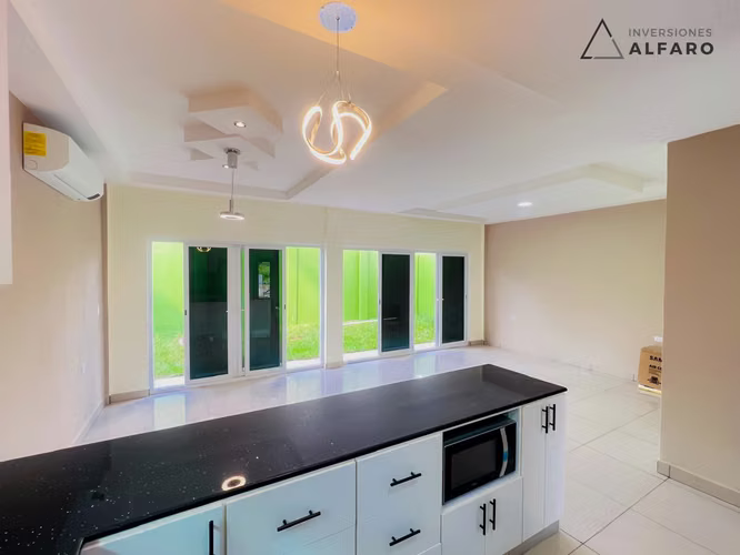 Hermosa casa modelo El Ángel, Diseño y Confort Natural - Imagen 9