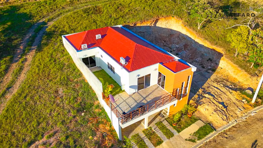 Moderna casa modelo el Edén con impresionantes vistas