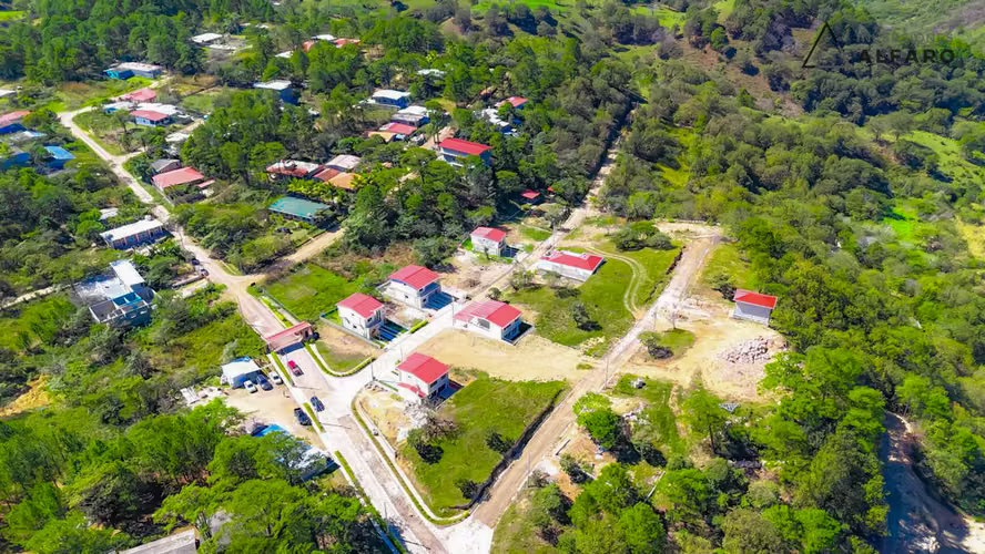 Moderna casa modelo el Edén con impresionantes vistas