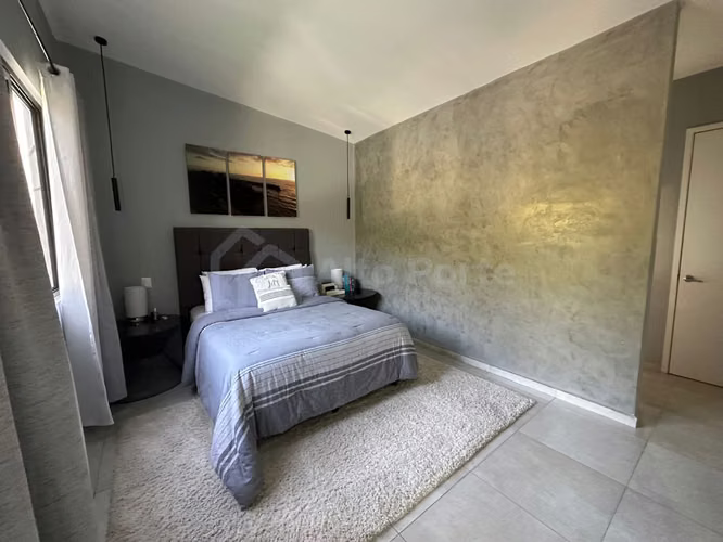 Venta de casa en La Florida de esquina, recién construida - Imagen 12