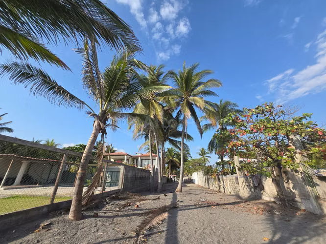 Terreno frente al mar en venta en Costa del Sol - Imagen 5