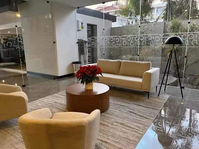 Alquiler de apartamento en San Benito con vista al volcán - Imagen 2