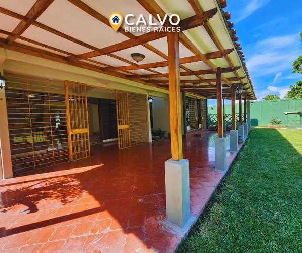 Amplia y exclusiva casa en venta | Colonia Maquilishuat - Imagen 5