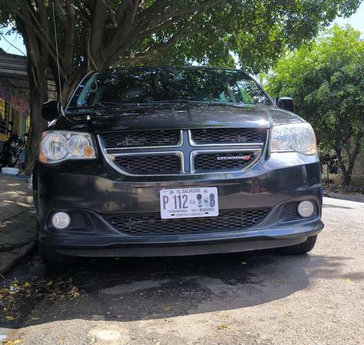 Vendo Dodge Grand Caravan SXT 2018