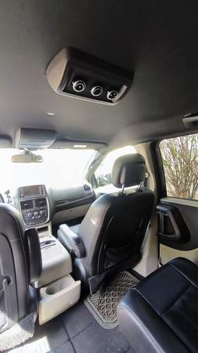 Vendo Dodge Grand Caravan SXT 2018