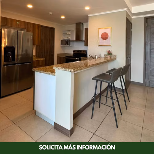 Apartamento Full Amueblado en Piso Alto con Vista al Volcán | 138 Msts de Lujo y Confort