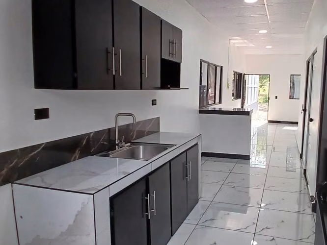 Casa 2 Hab 1 Baño en Venta - San Sebastián Salitrillo, Santa Ana | Lote Esquina 87.5 m² - Imagen 5
