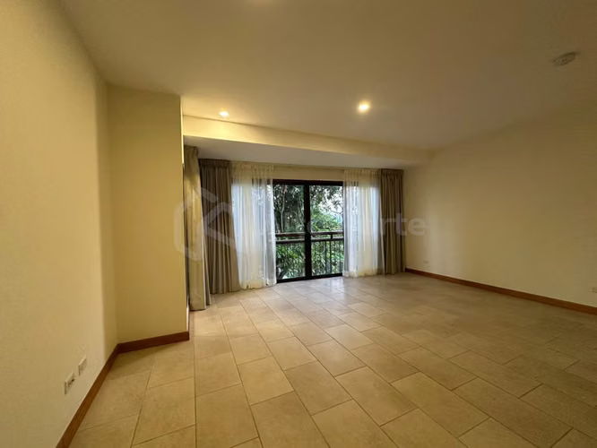 Apartamento en alquiler en Colonia Escalón, San Salvador