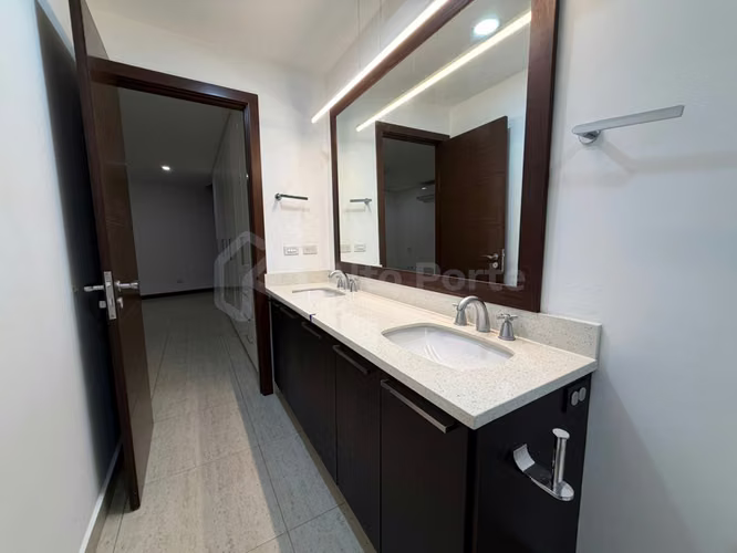 Apartamento en alquiler en San Benito con vista a la ciudad