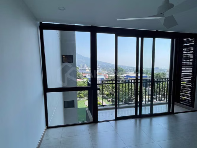 Apartamento en alquiler en San Benito con vista a la ciudad