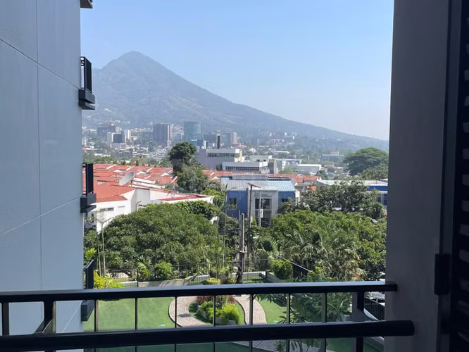 Apartamento en alquiler en San Benito con vista a la ciudad