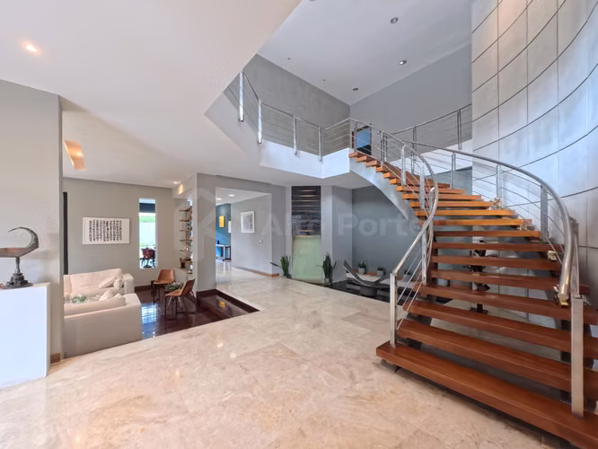 Casa de lujo en venta en Santa Tecla con piscina
