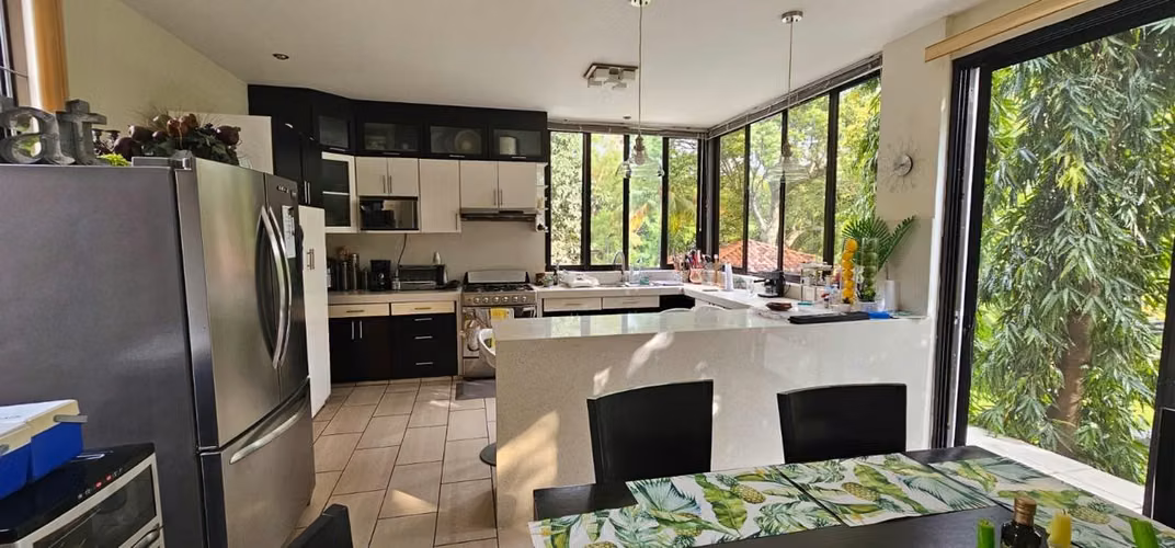 Casa moderna en venta en Caluco, Sonsonate. Con nacimiento de aguas termales. - Imagen 11