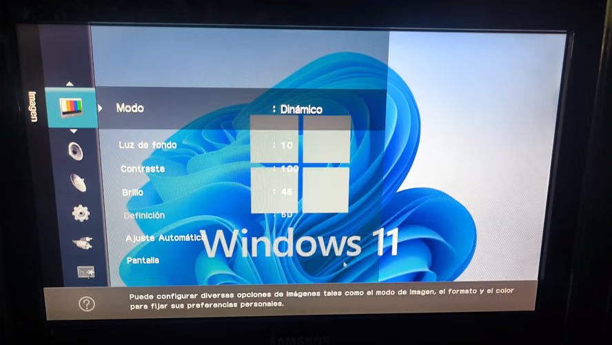 Monitor y TV a la vez es marca Samsung leer anuncio