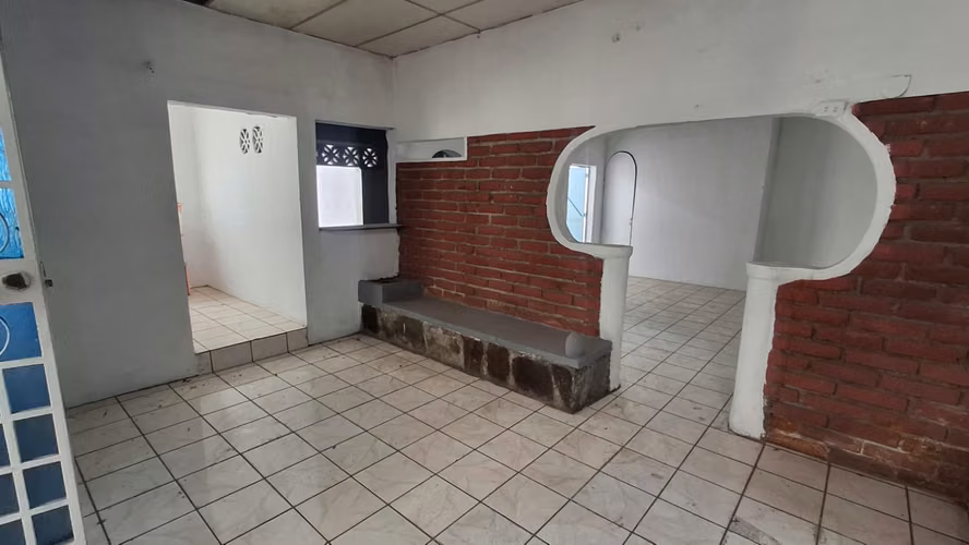  CASA EN VENTA | Colonia 22 de Agosto, Lourdes Colón