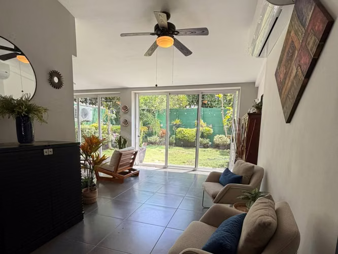 Casa remodelada de una planta en venta en Lourdes Colón - Imagen 18