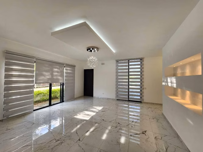 Se Vende Residencia en El Encanto Country Club - Imagen 2