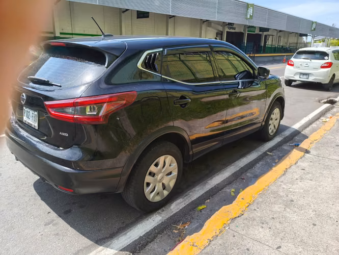 NISSAN ROGUE SPORT  4X4 2020 - Imagen 5