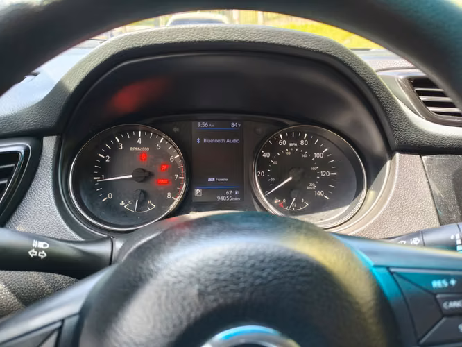 NISSAN ROGUE SPORT  4X4 2020 - Imagen 4