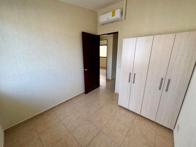 Alquiler Paseo del Prado - 3 Habitaciones