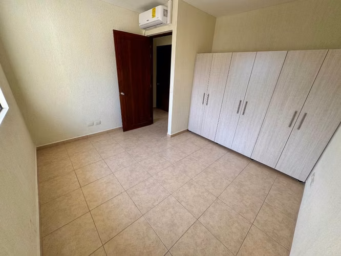 Alquiler Paseo del Prado - 3 Habitaciones