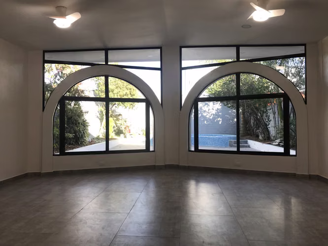 Santa Tecla!!! alquilo amplia casa recién remodelada. Para oficinas, clínica odontologica, academia, etc. - Imagen 13